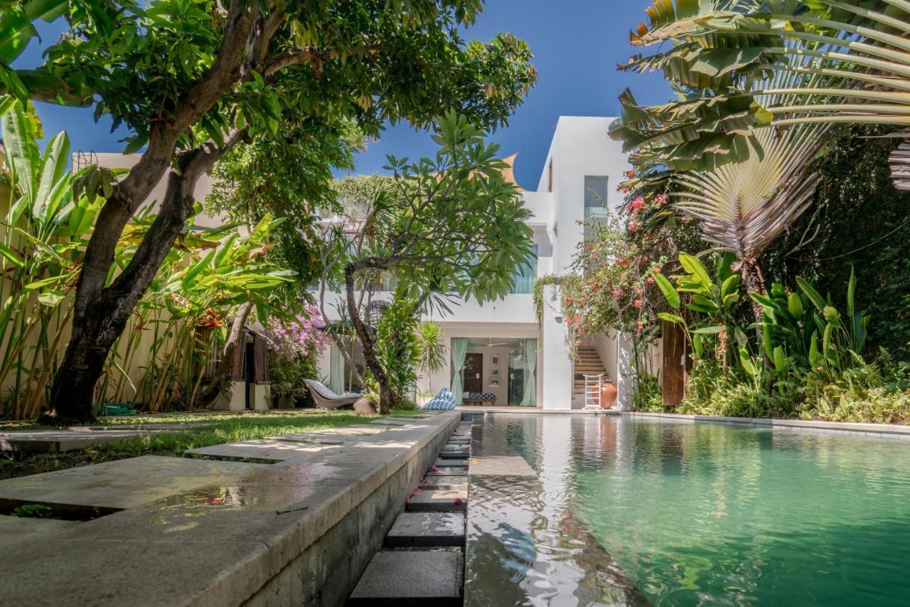 Villa Saffira Seminyak  Exterior photo